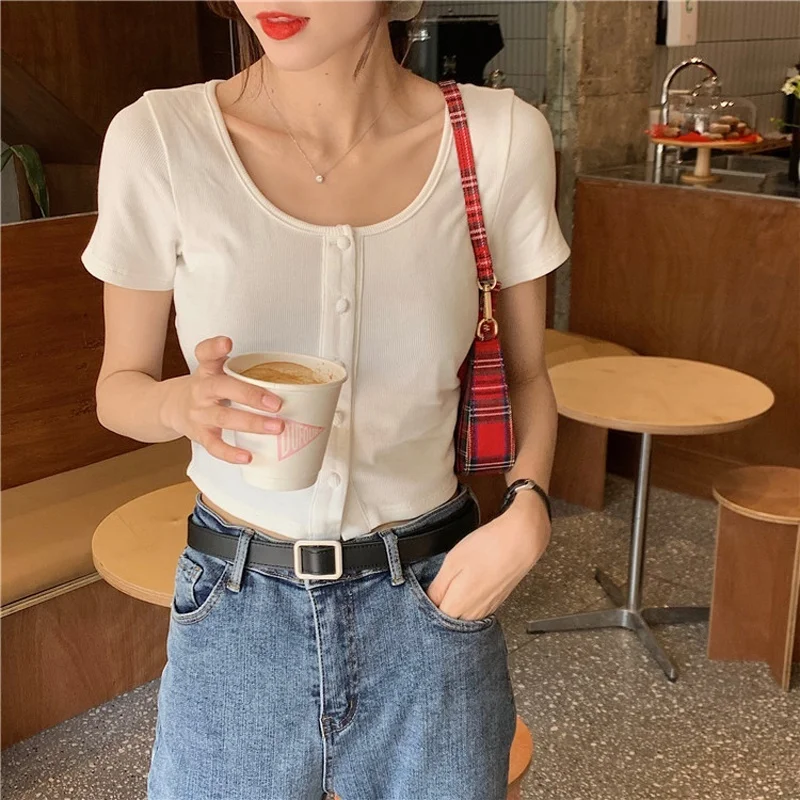 Женская футболка повседневная короткая однобортная с коротким рукавом женская в