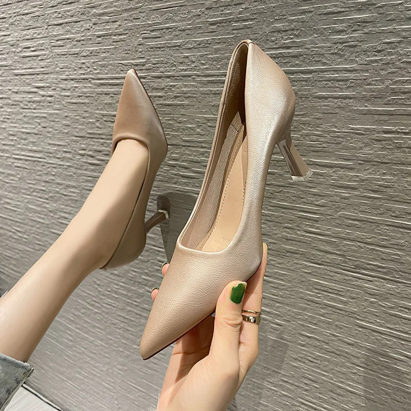 

Женские туфли на каблуке, новинка весны-лета 2021, модные туфли на тонком каблуке, с острым носком, на резиновой шпильке, рабочая женская обувь