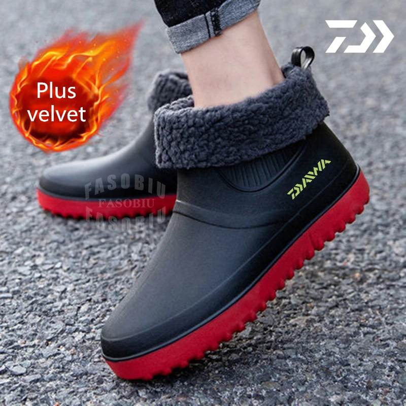 

Daiwa Winter Men's Outdoor Non-slip Hiking Shoes Shaxi Boots Garden Work Shoes Durable Waterproof Plus Velvet Fishing Shoes
