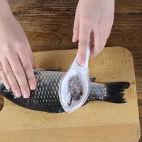 1 pcs scaler scraper cleaning peeler fish skin brush scraping fishing