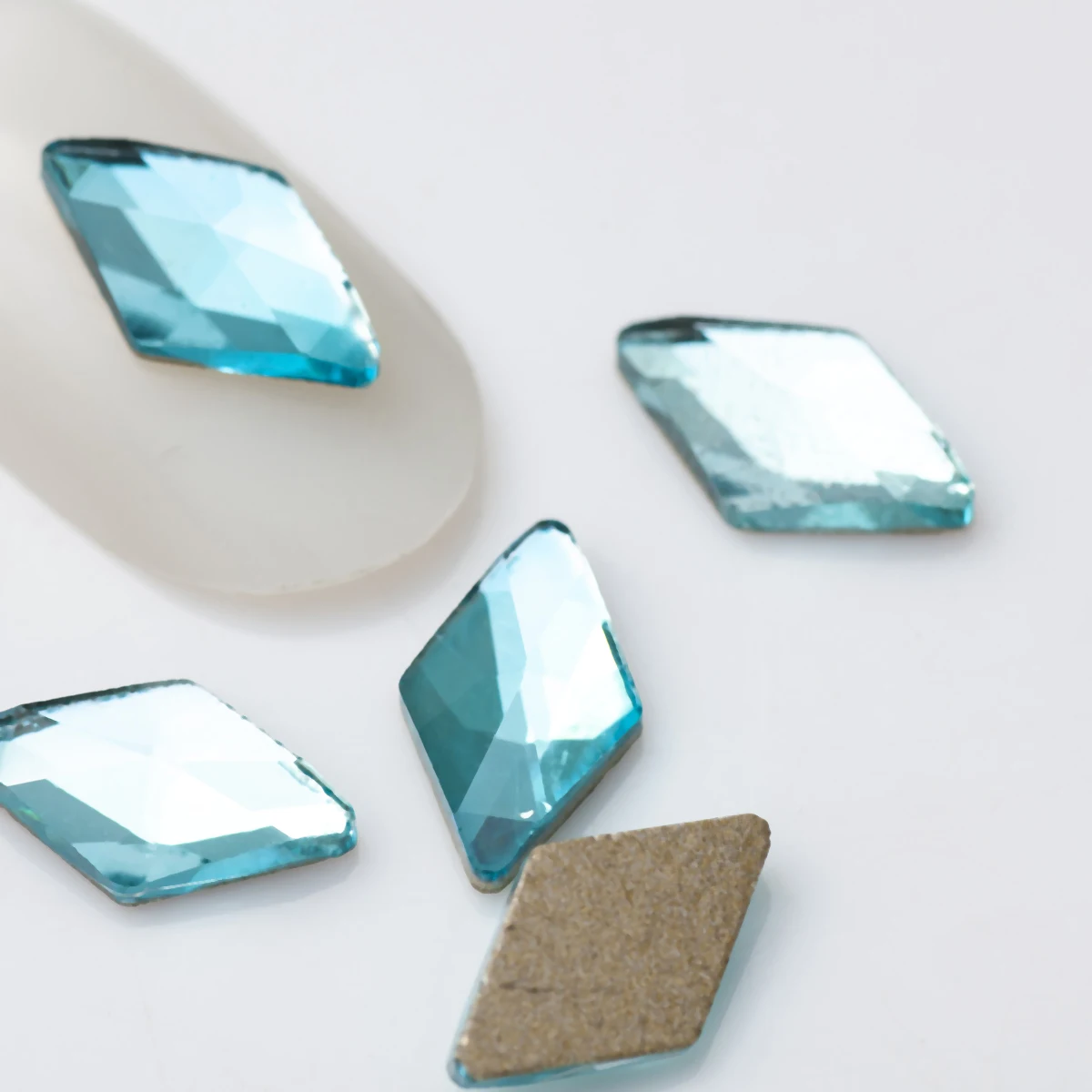 Small Size 20pcs Mix Shape Crystal Nail Diamond Art Rhinestones For 3D Nails Decorations Supplies Jewelry Rhinestone | Красота и