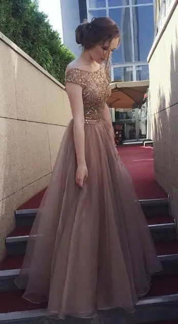 

Linglewei New Spring and Summer Women's Dress New style dress popular sexy open back shoulder inserted Chiffon Dress waist