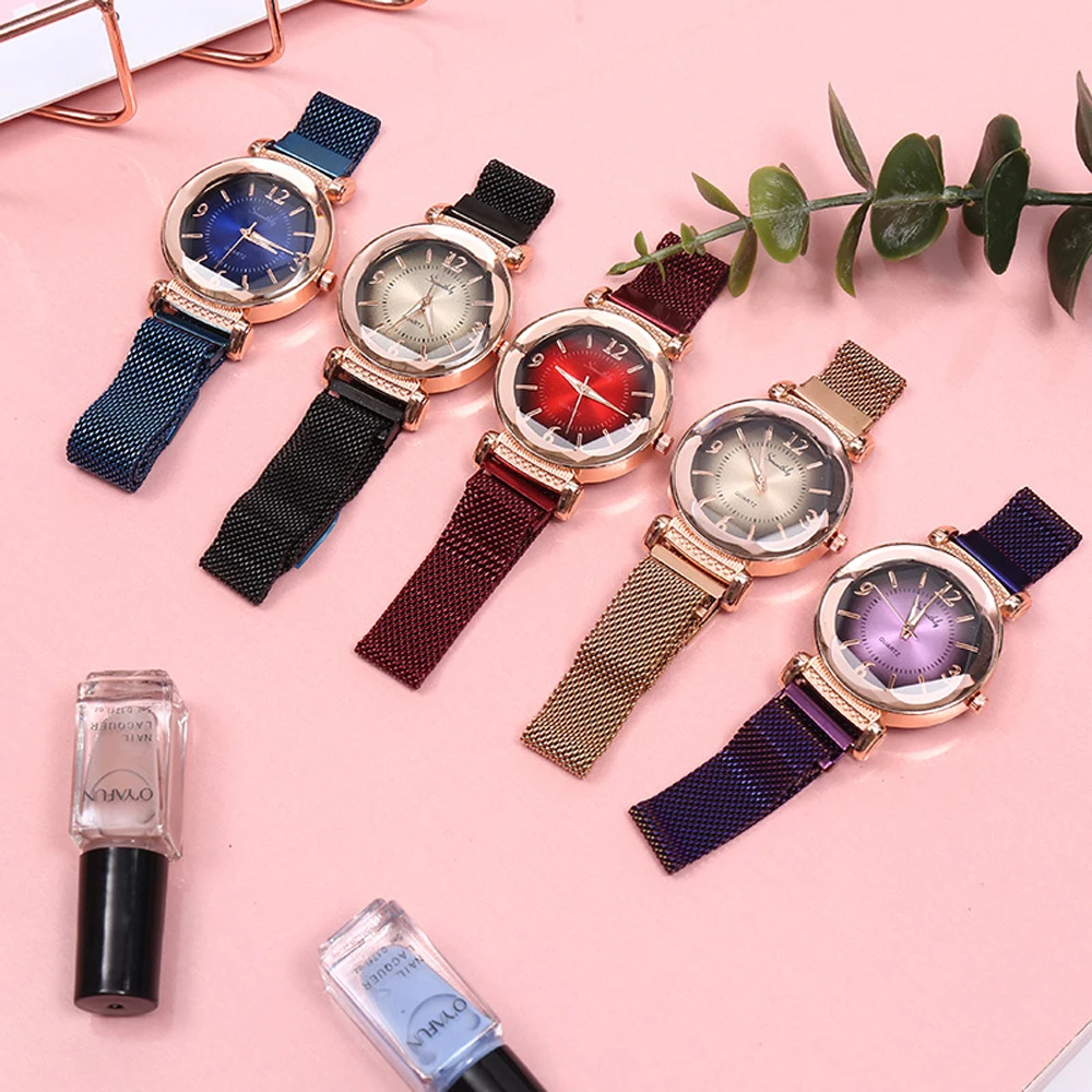 

Women watch Fashion wild New watch Milan Magnet Buckle Luxury Fashion Ladies Geometric Roman Numeral Quartz movement Watch