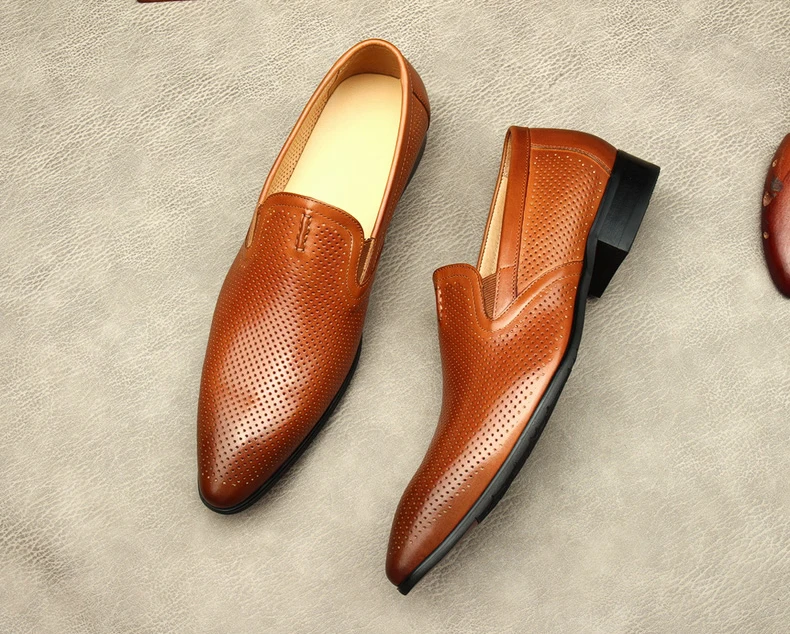 

Summer Men Oxford Dress Shoes Genuine Leather Pointed Toe Slip On Formal Wedding Business Shoe Black Khaki Oxford Shoes Lofers