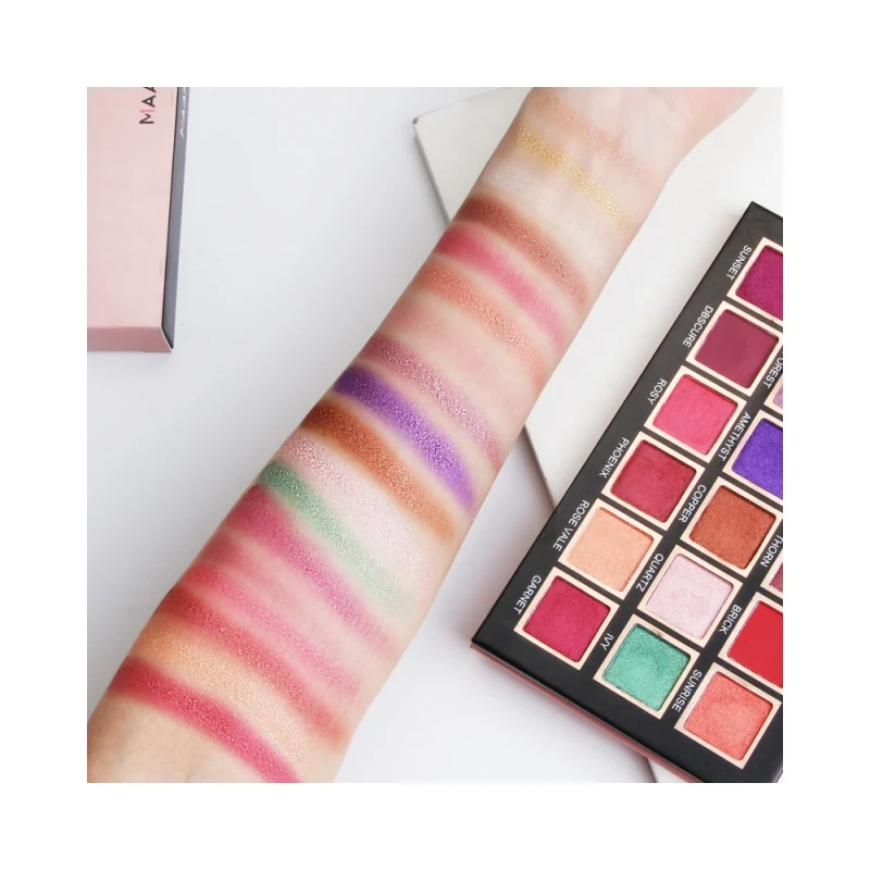 18 color романтическое побережье серии палитра для теней век Водонепроницаемый