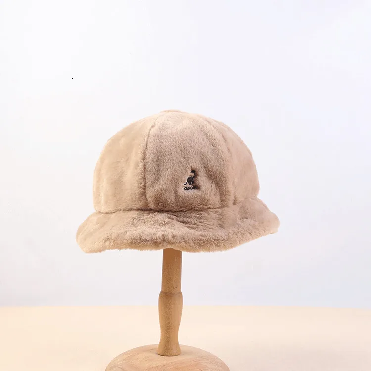 Шапка рыбака женская теплая плюшевая Панама в японском стиле милая однотонная