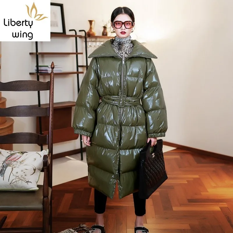 Куртка женская зимняя глянцевая из лакированной кожи длинная ветрозащитная