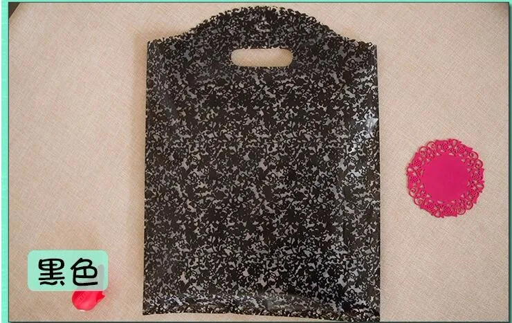 Пластиковый подарочный пакет для покупок с индивидуальным логотипом и ручкой 30