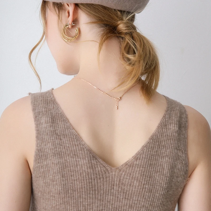 

SZDYQH Women Sexy Vest Tops 100% Cashmere Black V-Neck Sleeveless Tank Tops Pullover Ladies Camisole Bottom Shirt Women Tanks