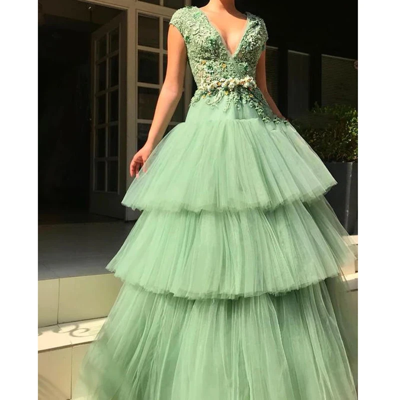 

Green Olive Prom Formal Dresses V Neck Lace Beaded Layered Tulle Evening Gown Cap Sleeve Floor Length Elegant Robe de soiree