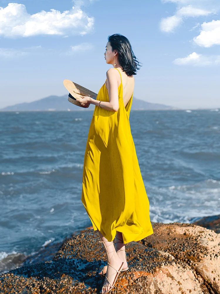 

Sexy Open Back Suspender Skirt Thai Seaside Holiday Long Skirt Travel Photo Skirt Chiffon Red Dress