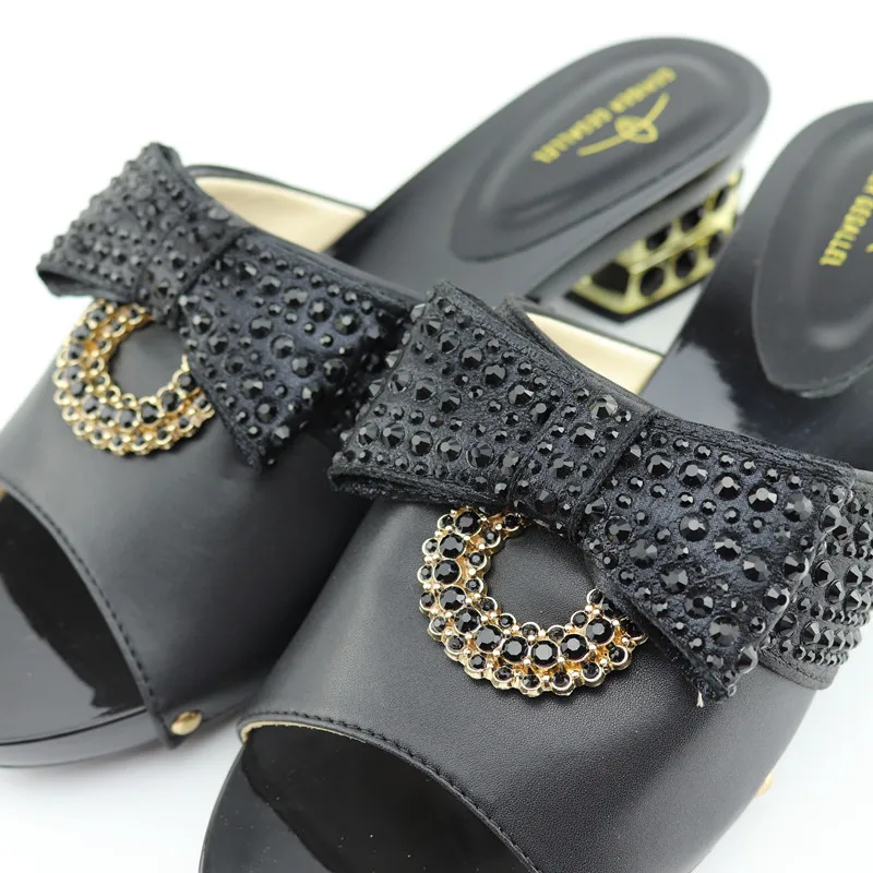 

New Nigerian Shoes and Matching Bags Set Decorated with Rhinestone Party Shoes Women Shoes High Heel Matching Shoes and Bag Set