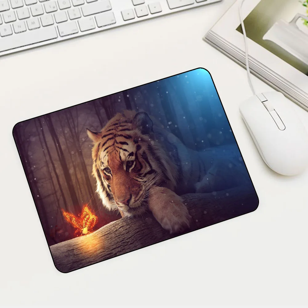 

Small Mouse Pad Animal Tiger Laptops PC Gamer Keyboard Rug Gaming Accessories Office Carpet Anime Mouse Pad Gaming Desk Mats