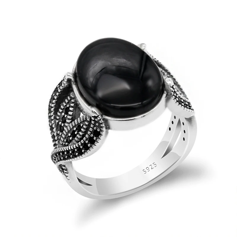 

Мужское серебряное кольцо с натуральным черным ониксом