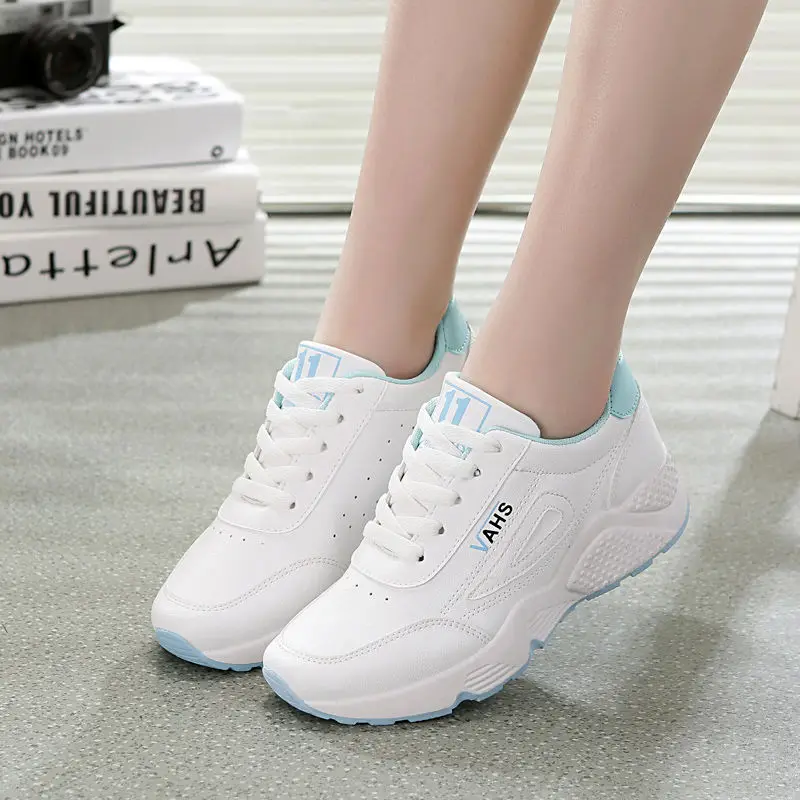 

2021 White Sneakers Women's Fashion Sneakers Luxry Women Platform Shoes Women's Sports Shoes Breathable Lace Up Tennis Female