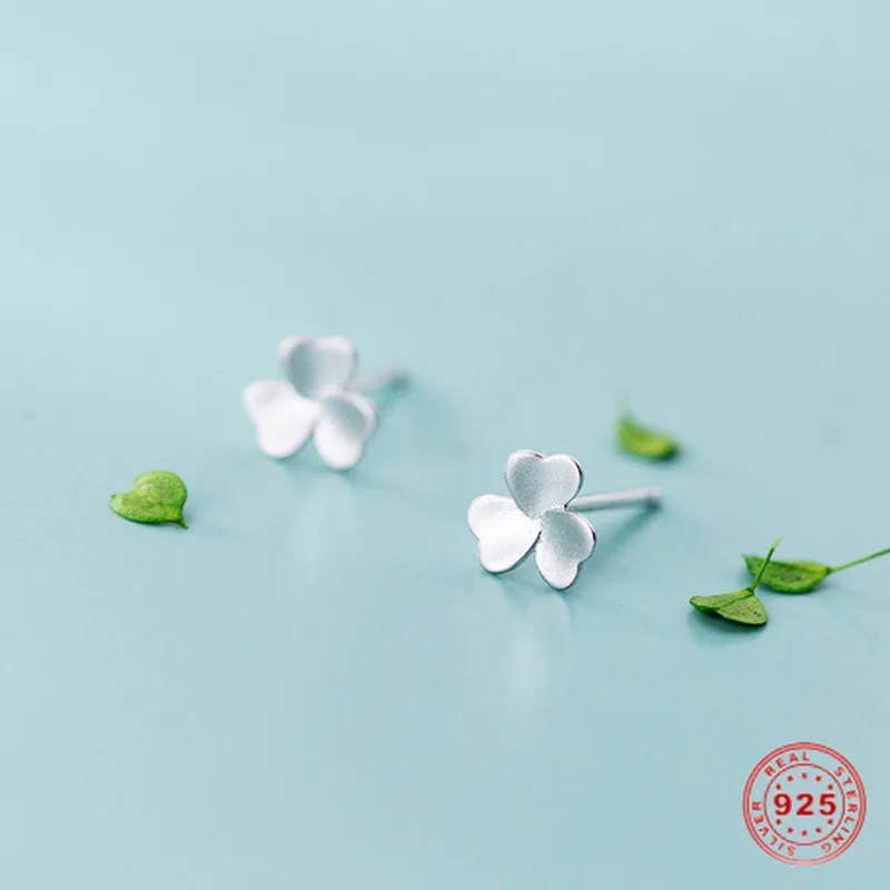 

Женские серьги с цветком клевера Doreen, серьги из стерлингового серебра 925 пробы, простые элегантные украшения для ушей для вечеринки, подарок...