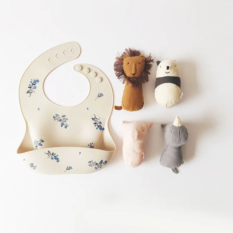 

Baby Boy Girl Bibs 2021 Newborn Baby Unisex Cartoon Floral Pattern Silicone Burp Cloths Waterproof Kids Accessories