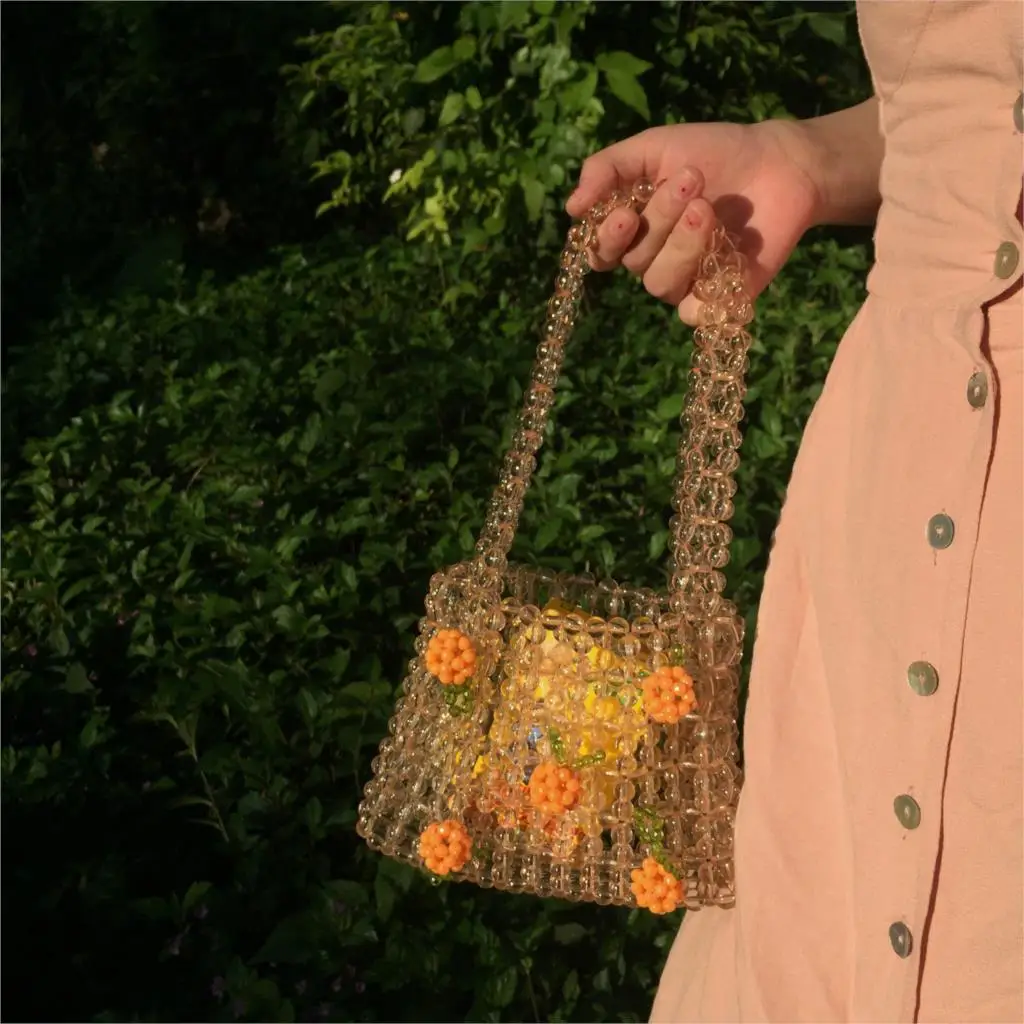 Сумка тоут женская с жемчугом акриловый саквояж бусинами вечерняя праздвечерние