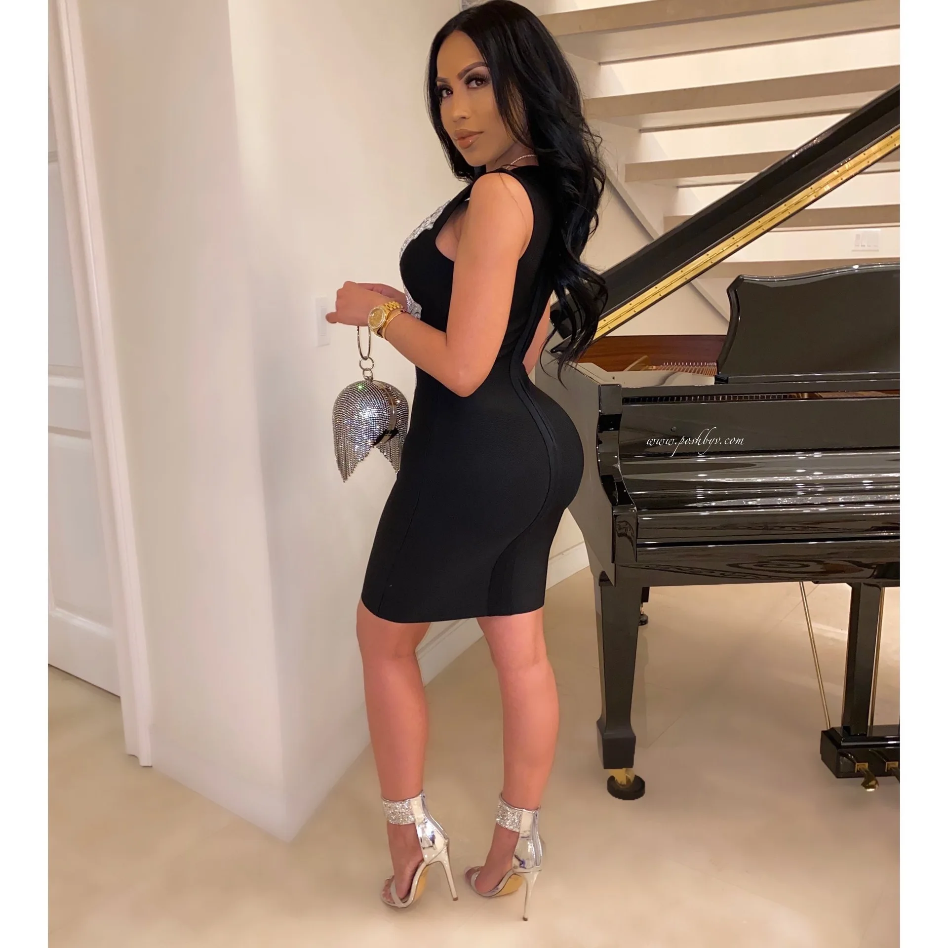 

Women's Clothing Fashion Sexy Deep V Hollow Personalized Embroidery Sleeveless Zipper Tight Hips Temperament One Step Skirt