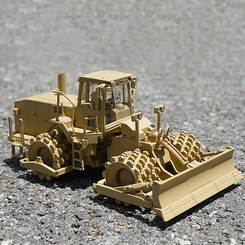 New 1:50 CAT815F CAT730 CAT120M CATCB-534D CAT924H Loader Grader Road Roller Bulldozer Minecart Engineering Vehicle Models Toy |