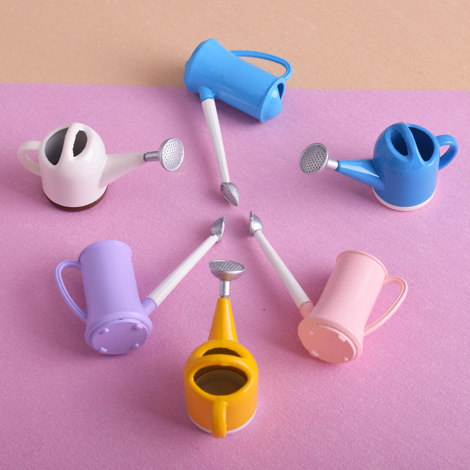 

Metal Dollhouse Miniature Watering Can with Handle Decorative Watering Kettles Small Kids Flower Watering Pot Handicrafts Model