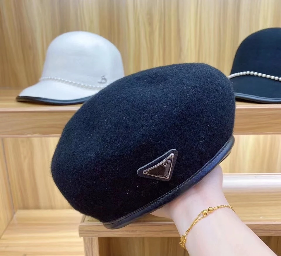 

Luxury Brand Women Hats Triangle Metal Label Bucket Hat Nylon Water-proof Sun Visor Casual Caps With Brand Label