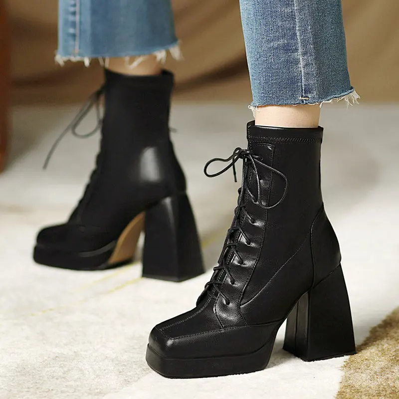 

Женские ботильоны из искусственной кожи на шнуровке, мотоциклетные ботинки на платформе и высоком устойчивом каблуке, женские ботинки в ст...