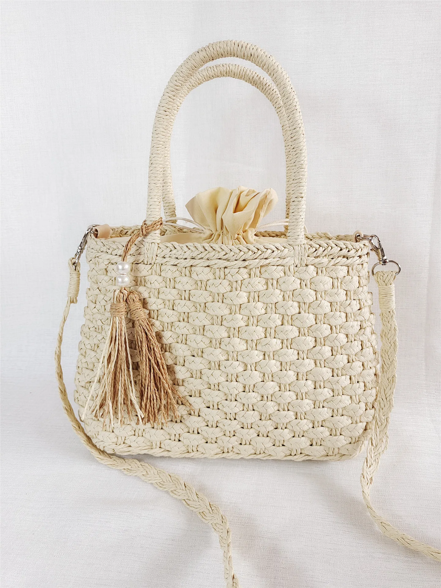 

NEW fashion tassel straw bags rattan weave women handbags designer luxury handmade paper shoulder crossbody bags summer beach