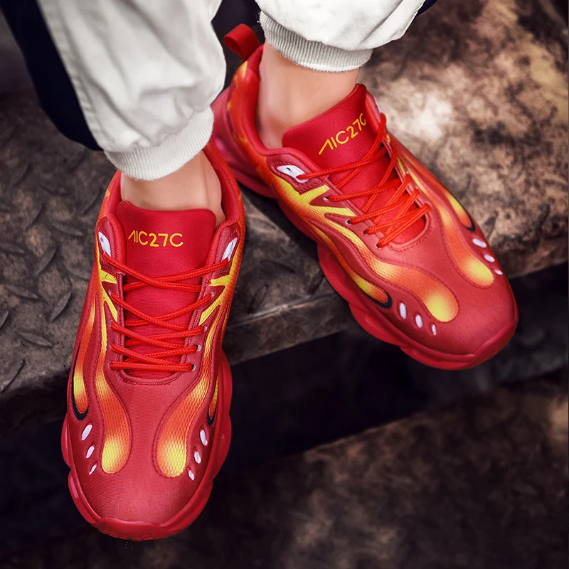 Дизайнерские мужские тройные кроссовки с массажными лезвиями белого цвета Nyfw 270