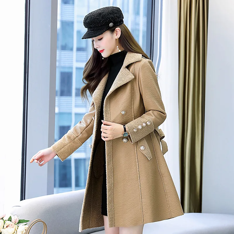 

New autumn and winter of foreign style fried street fashion splicing lamb fur and fur in one medium and long overcoat for women