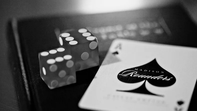 1 шт. Ellusionist Madison Rounders черная/белая колода высокое качество волшебные карты