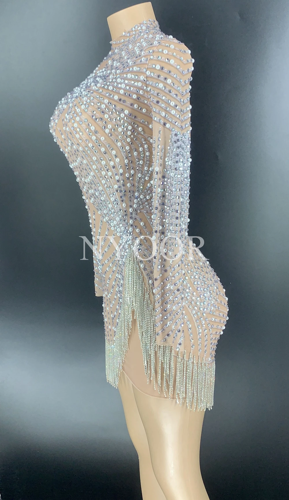 Блестящее Серебряное платье стразы с бахромой прозрачное для празднования дня