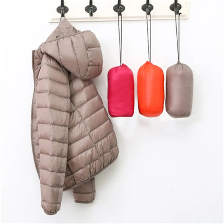 

Winter Women Ultralight Thin Down Jacket White Duck Down Hooded Jackets Long Sleeve Warm Coat Parka Female Portable Outwear