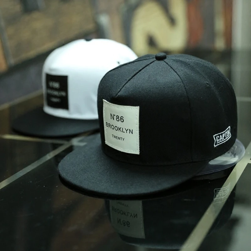 

2021 New Men Women BROOKLYN Letters Solid Color Patch Baseball Cap Hip Hop Caps Leather Sun Hat Snapback Hats Adjustable Gorras
