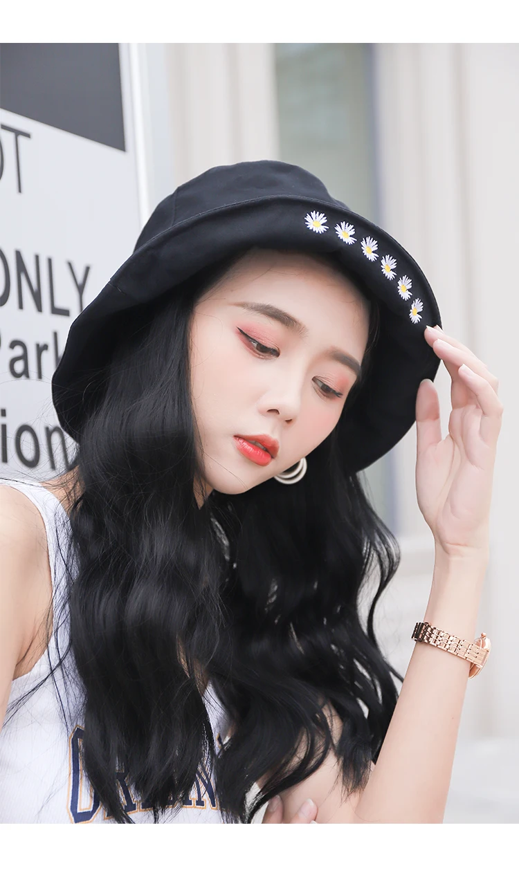 

Small Daisy Hat Wig One Woman Summer Net Red Wig Female Long Curly Hair Big Wave Fisherman's Hat Full Head Set
