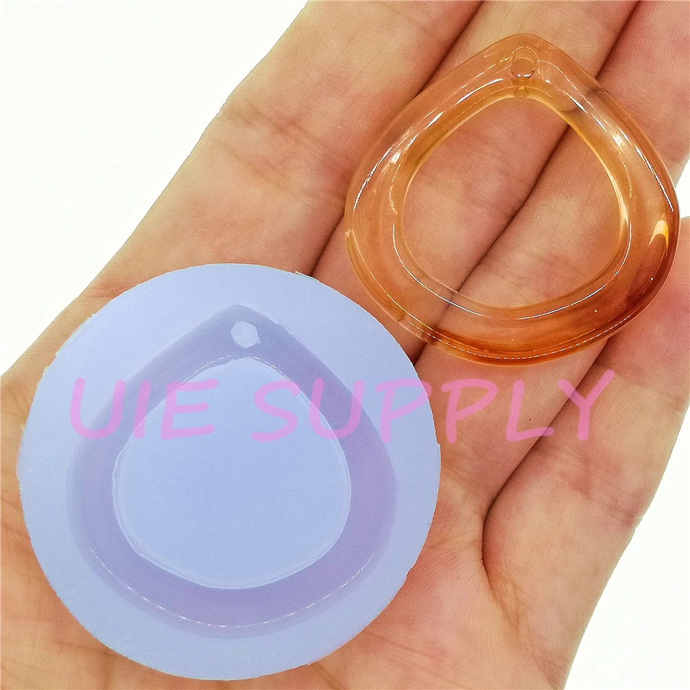 

BYL567U 35.5mm x 35.3mm Silicone Mold Fondant Cake Decoration Candy Resin Clay Earrings Necklace Craft Soap Candle FOOD SAFE