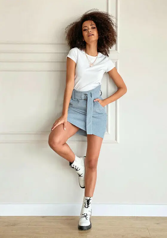 Модная женская мини юбка А силуэта зеленая флисовая винтажная с высокой талией