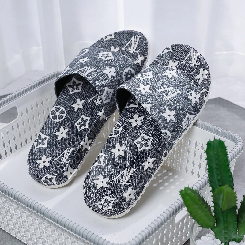 

2021 summer men's slippers high-quality fashion non-slip wear-resistant slippers indoor and outdoor beach comfortable flip-flops