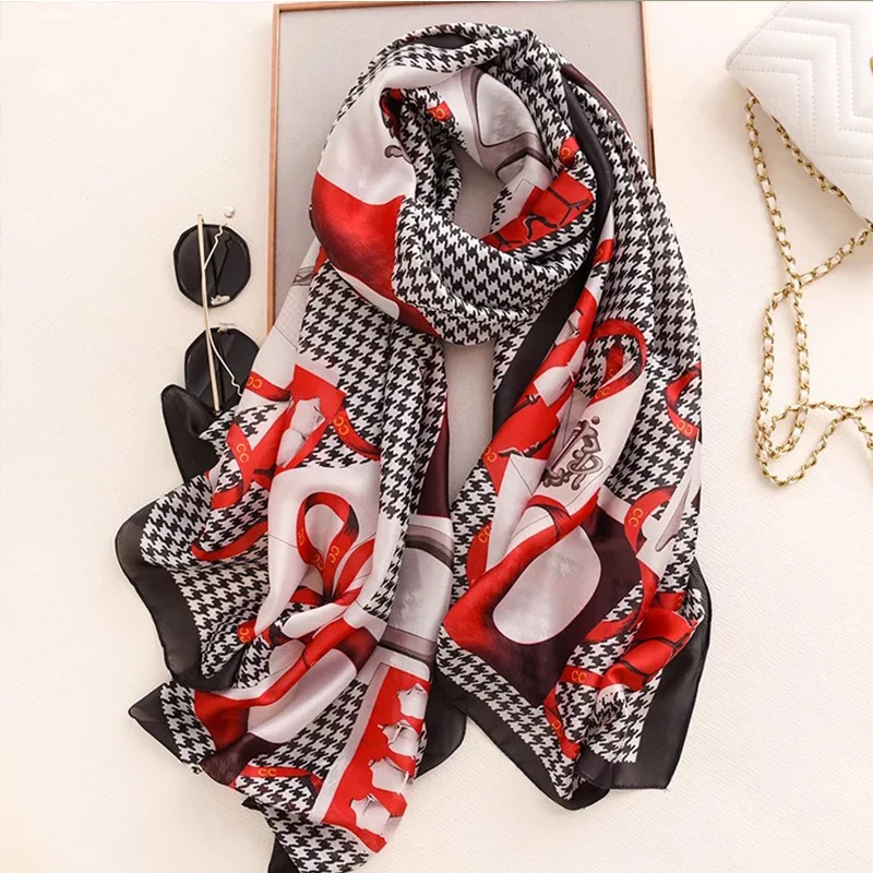 

2021 Quality Silk Scarves New Style Spring And Autumn Women Fashion Scarf Ladies Beach Sunscreen Print Headscarf Beautiful Shawl