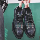 Мужские современные туфли-броги разных цветов зеленые красные формальные Туфли-броги из лакированной кожи