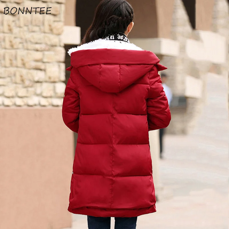 Парка женская с капюшоном простая теплая зимняя куртка для отдыха универсальная
