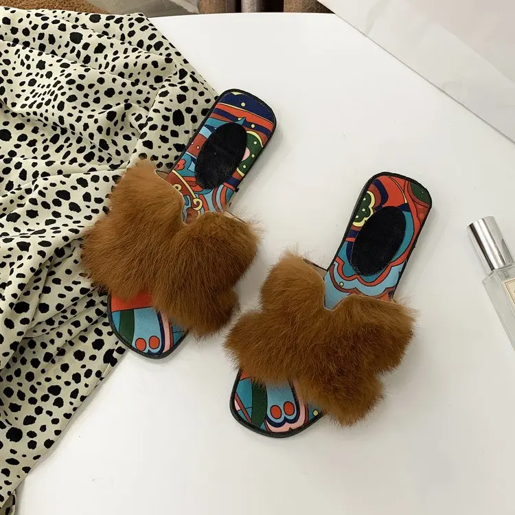 Тапочки на плоской подошве с искусственным мехом; женские шлепанцы; яркие летние модные уличные сандалии с открытым носком; женские сандалии для улицы