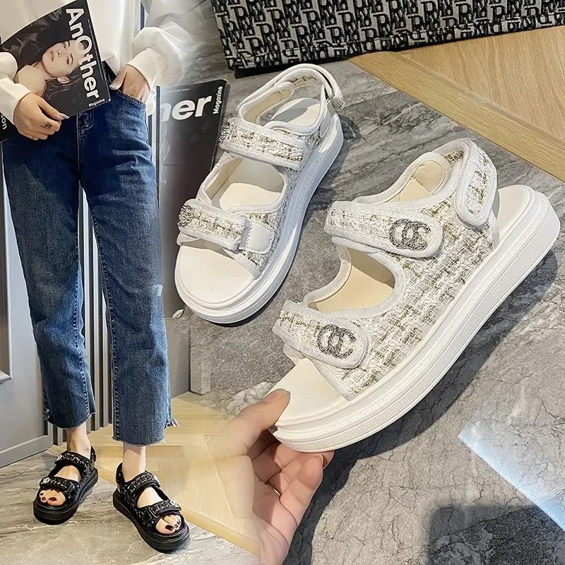 

2021 Trends Women Sandals Summer New Flat British Wind Velcro Embroidery Thick-soled Casual Roman Designer Shoes Platform Sandal