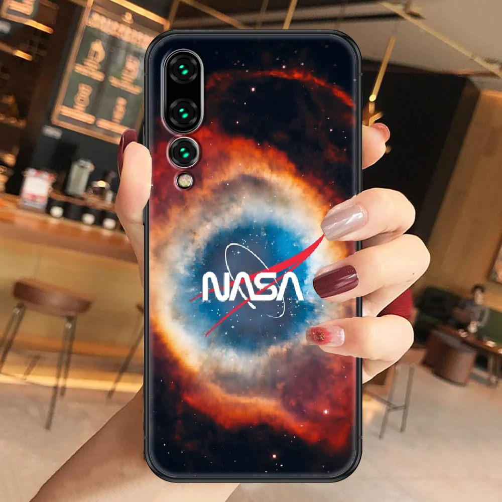 

Aerospace NASAINGS Astronaut Space Phone case For Huawei P Mate P10 P20 P30 P40 10 20 Smart Z Pro Lite 2019 black painting