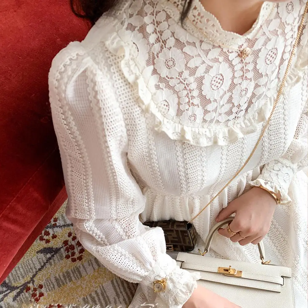 Винтажное кружевное сказочное платье с длинным рукавом белое зимнее женское