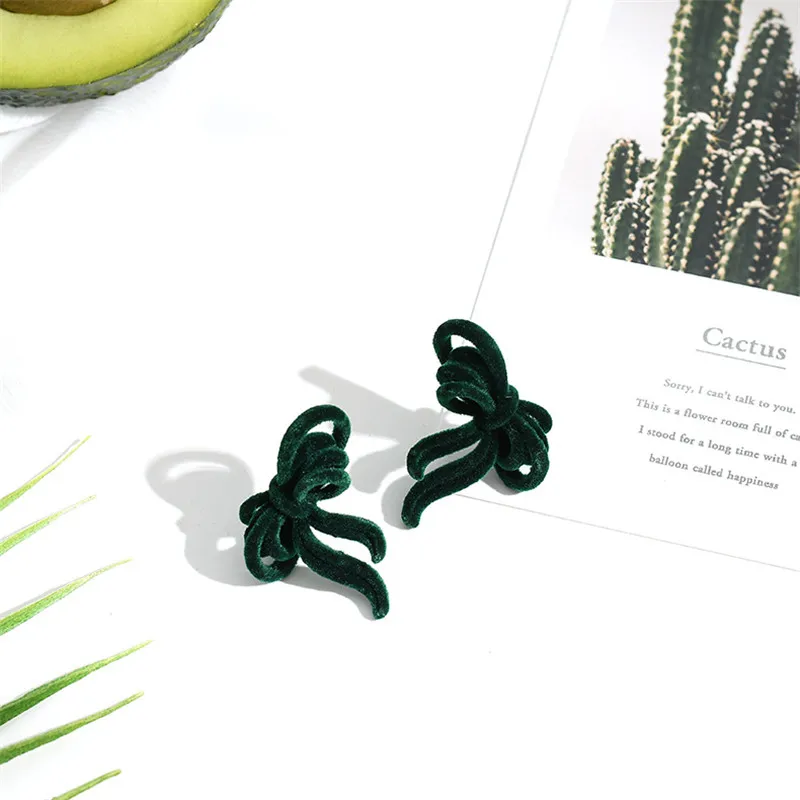 

Korean Vintage Retro Velvet Exaggerated Earrings Fashion Dark Green Flocking Bow Ring Women Ear Stud Statement Jewelry