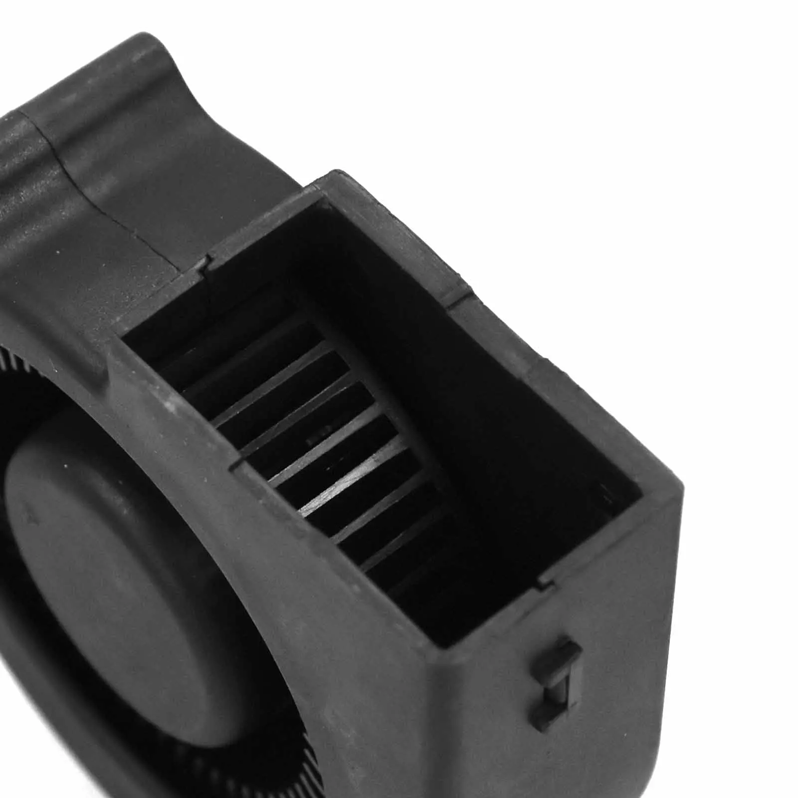 

For S&T SFH9330S1A Cooling fan 12V 0.45A 93*30mm Blower fan 2pin