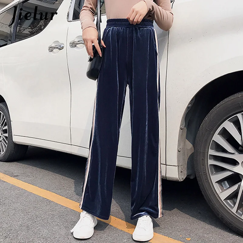 Брюки женские прямые с полосками по бокам на осень | Женская одежда