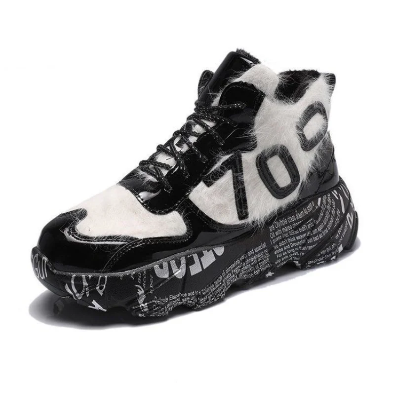 

High Top Faux Mink Fur Thick-soled Graffiti Daddy Shoes Women Winter New Joker Fluffy Letters 700 Sneakers Designer Fuzzy Shoes