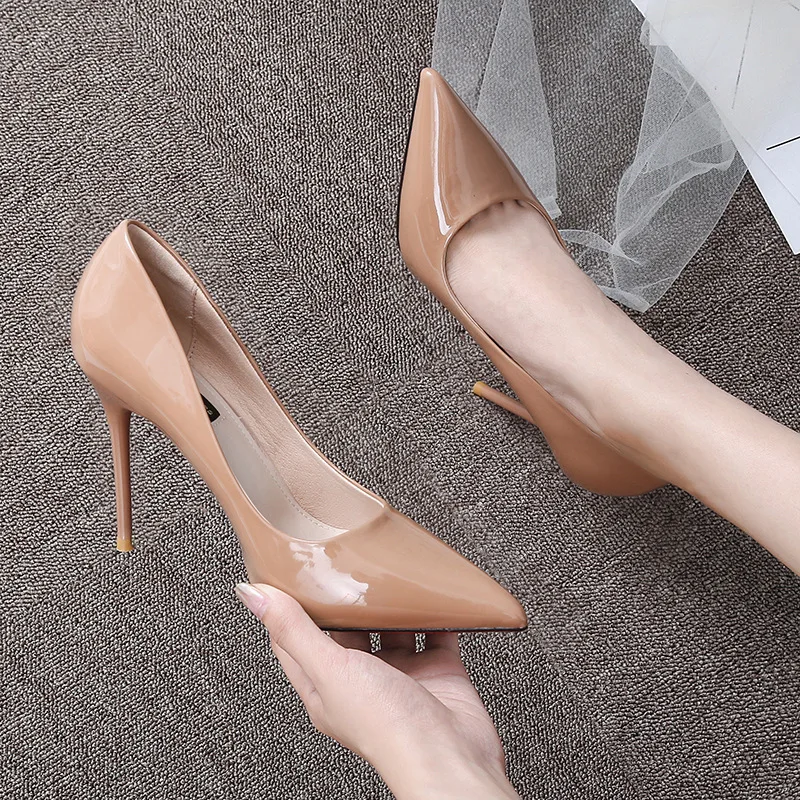 Пикантные черные туфли на высоком каблуке 10 см Женские тонкие из лакированной